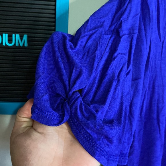 Womens Medium Blue Pebble and Stone 1/2 sleeve flowing top - Picture 5 of 5